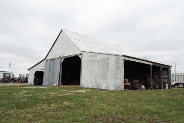 1975 County Road 1440, Moberly, MO 65270